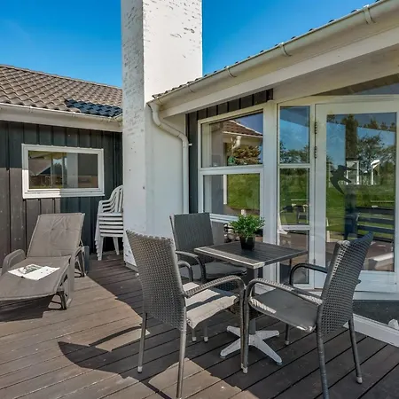Domna - 800m From The Sea In Western Jutland By Interhome Blåvand